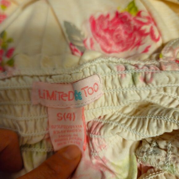 Sale 🎉🥳 4/$25 or $10 Limited Too Pink Floral Romper Size Small or 4 - Picture 5 of 5